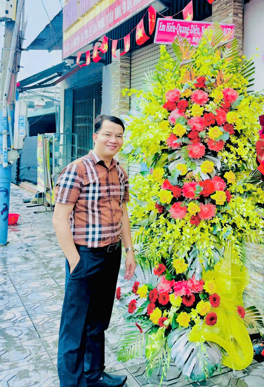 Nguyễn Đình Hoàng